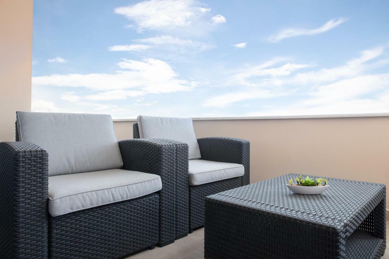 Royalty Suites Loft 尼基季 外观 照片